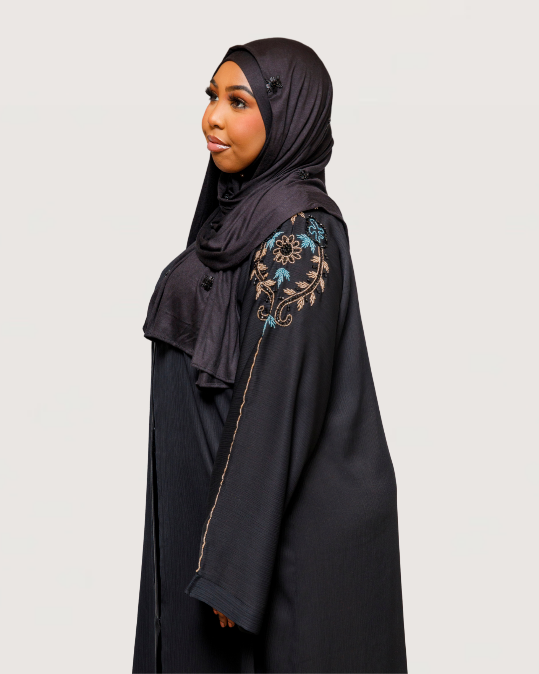 By Naima Chaab | Abaya Seafarer