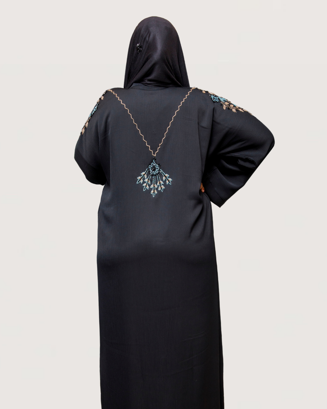 By Naima Chaab | Abaya Seafarer